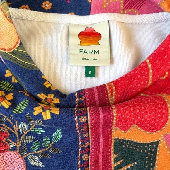 FARM Rio Bold Floral & Tropical Patchwork Sweater - Blue, Pink, Orange, Black - Picture 2 of 3